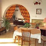 Apartmanhaz Zalanki Эгер